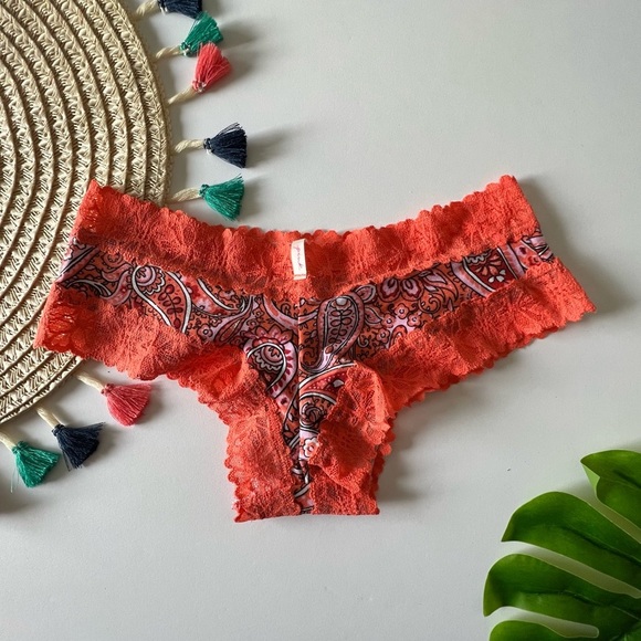 Victoria's Secret PINK Lace Trim Cheekster Panty Orange Paisley Small NEW - Picture 5 of 6